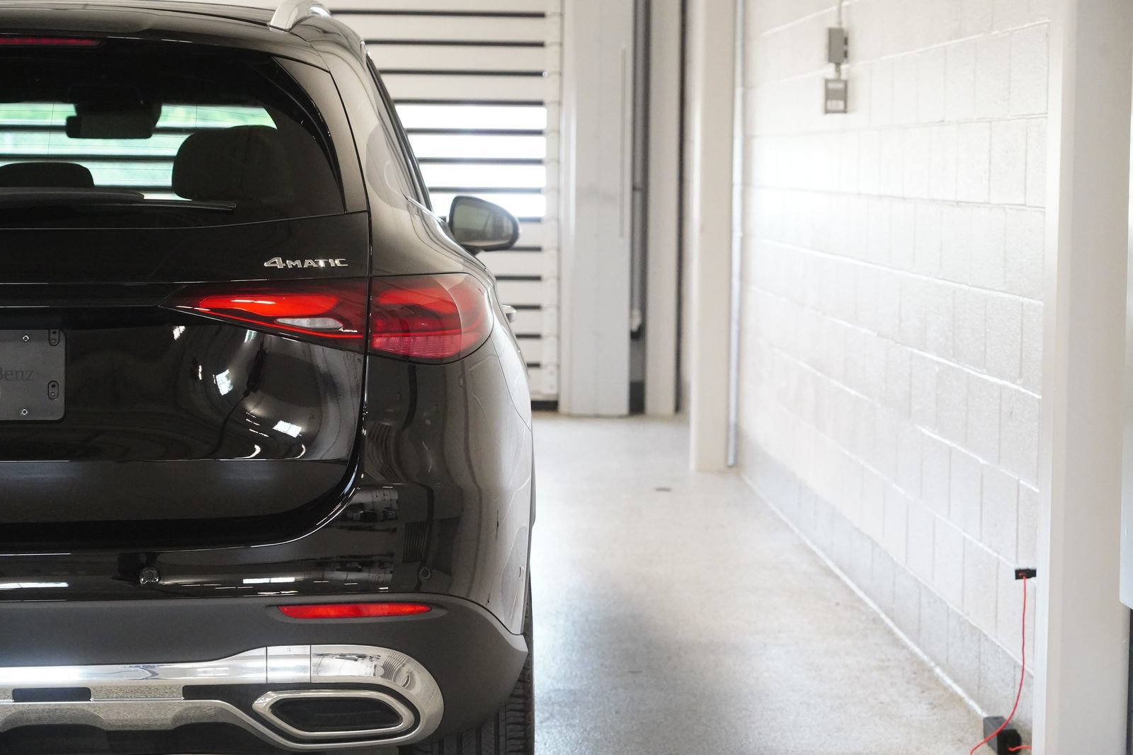 Used 2024 Mercedes-Benz GLC 300 4MATIC image 10