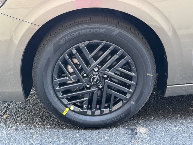 New 2026 Nissan Sentra SV w/ SV Convenience Package FWD image 27