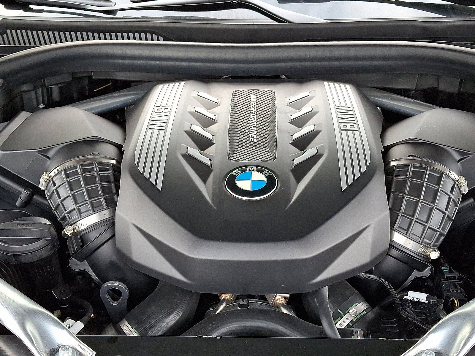 Used 2021 BMW X7 M50i w/ Dynamic Handling Package image 29