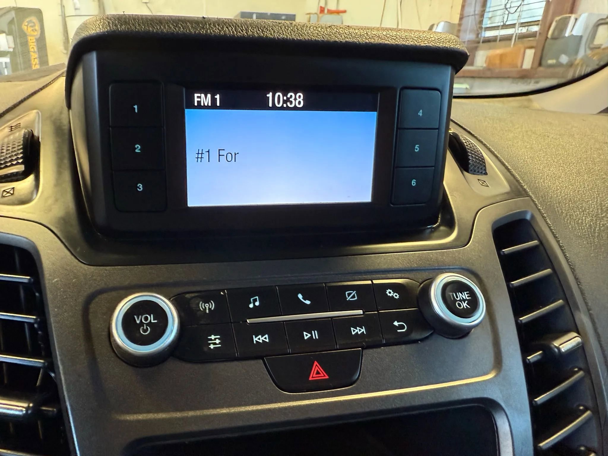 Used 2019 Ford Transit Connect XL FWD image 15