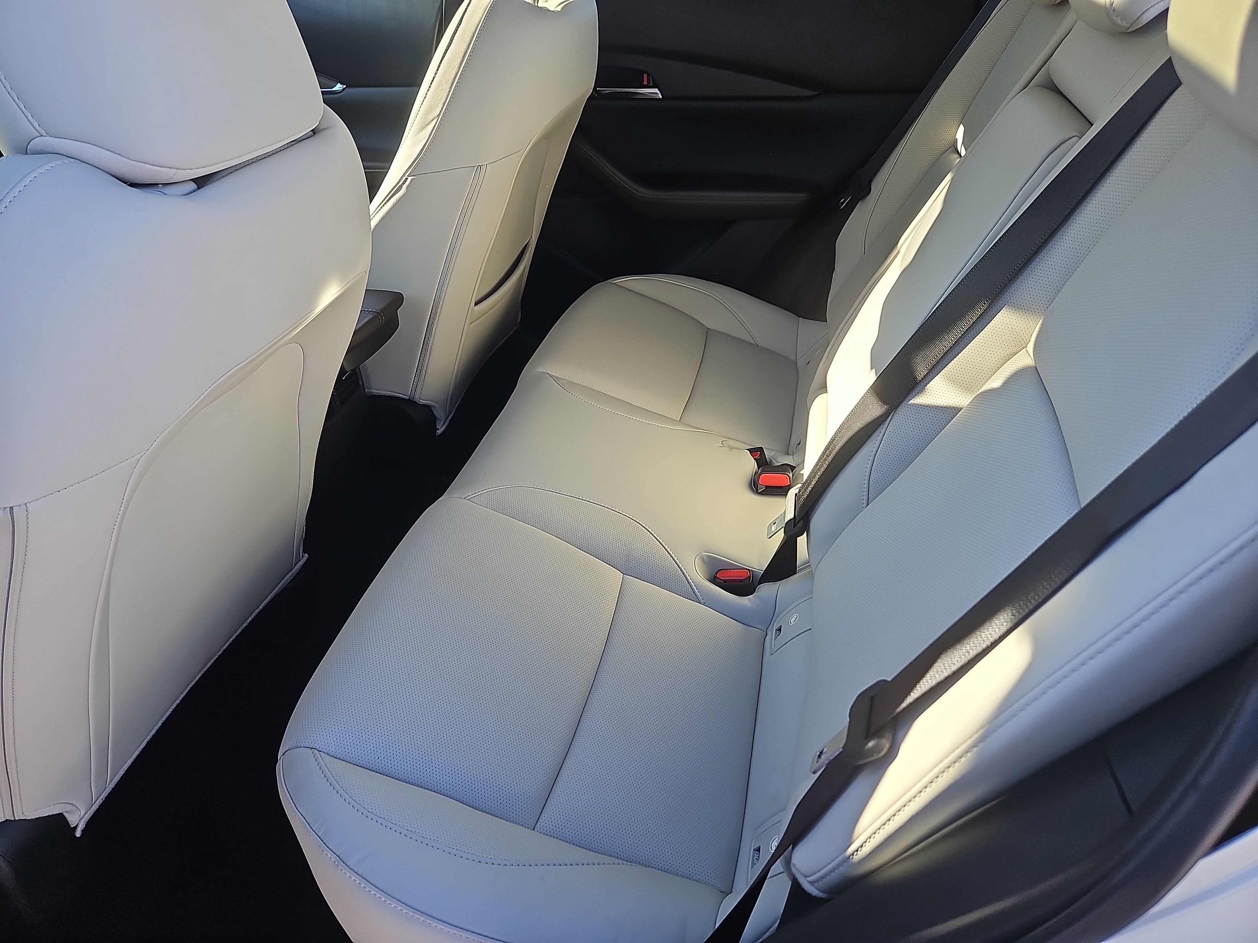 Certified 2025 MAZDA CX-30 AWD 2.5 S w/ Premium Package image 32