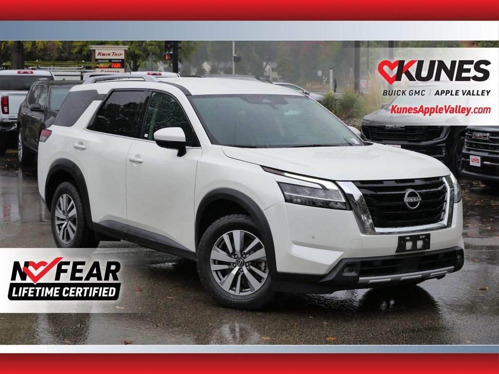 Used 2023 Nissan Pathfinder SL