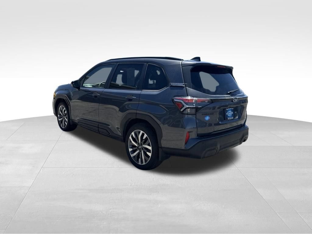 Used 2025 Subaru Forester Touring w/ Popular Package - Touring AWD/4WD image 6