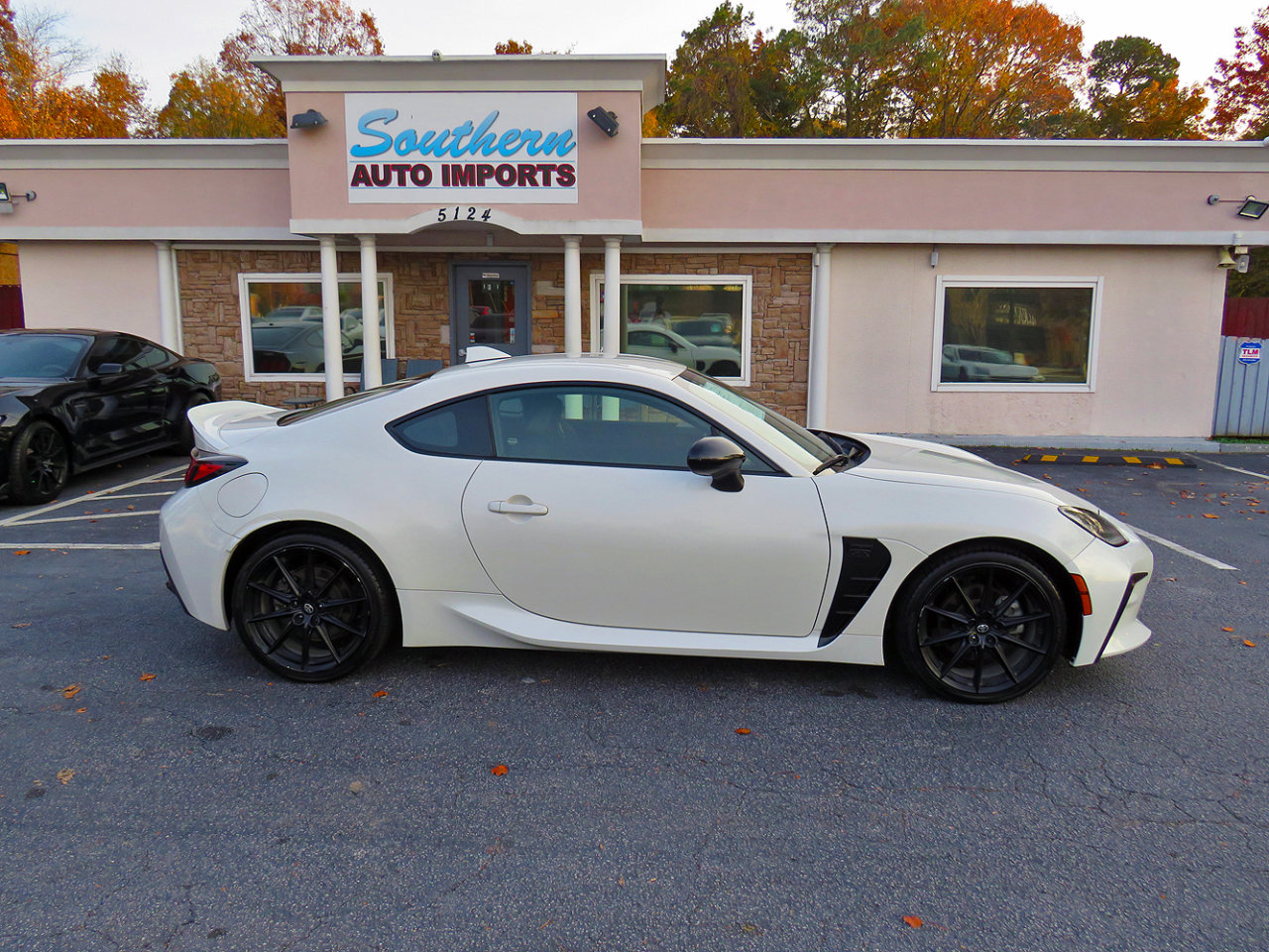 Used 2023 Toyota GR86 Premium image 6