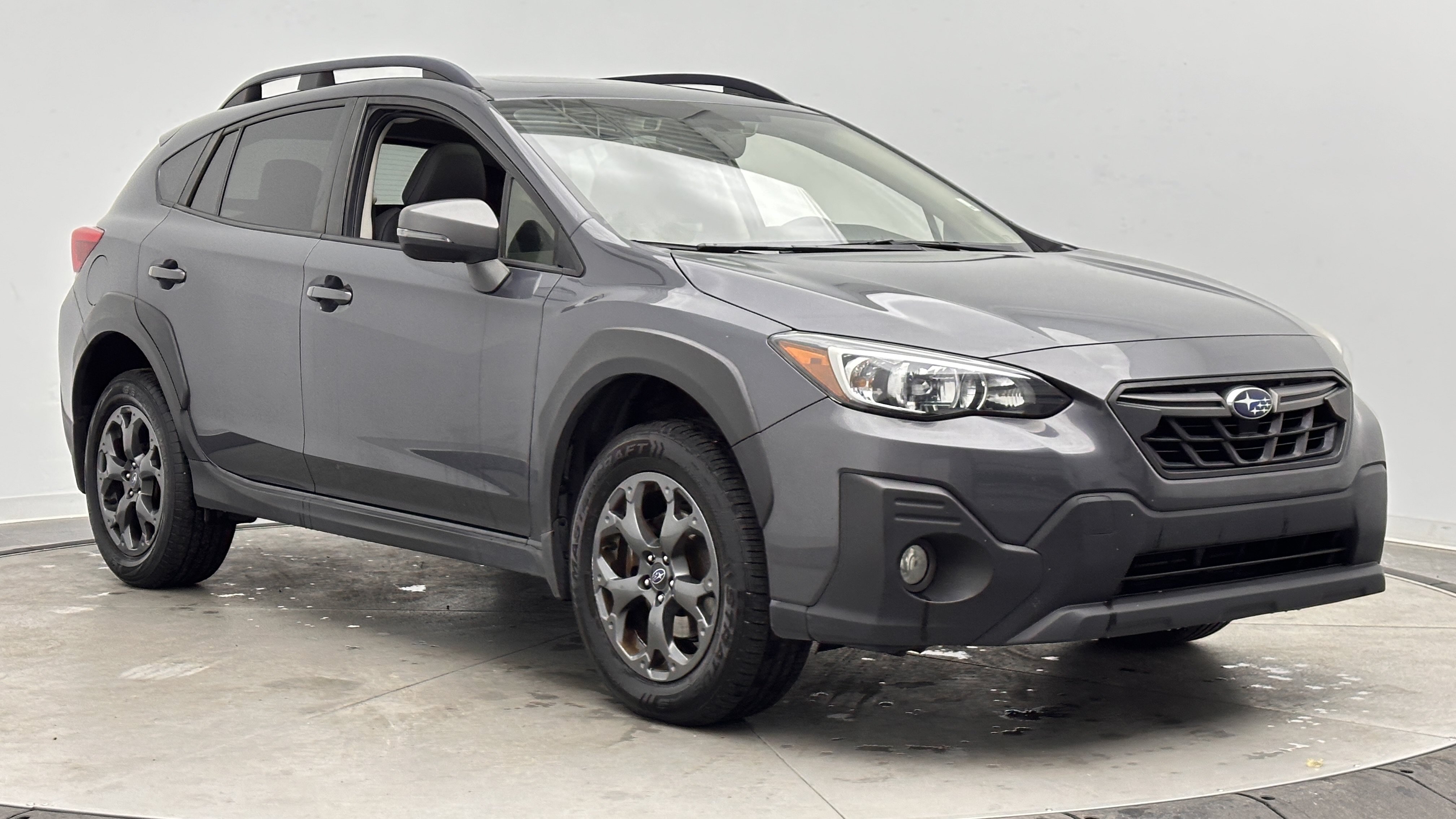 Used 2022 Subaru Crosstrek 2.5i Sport w/ Moonroof Package AWD/4WD image 3