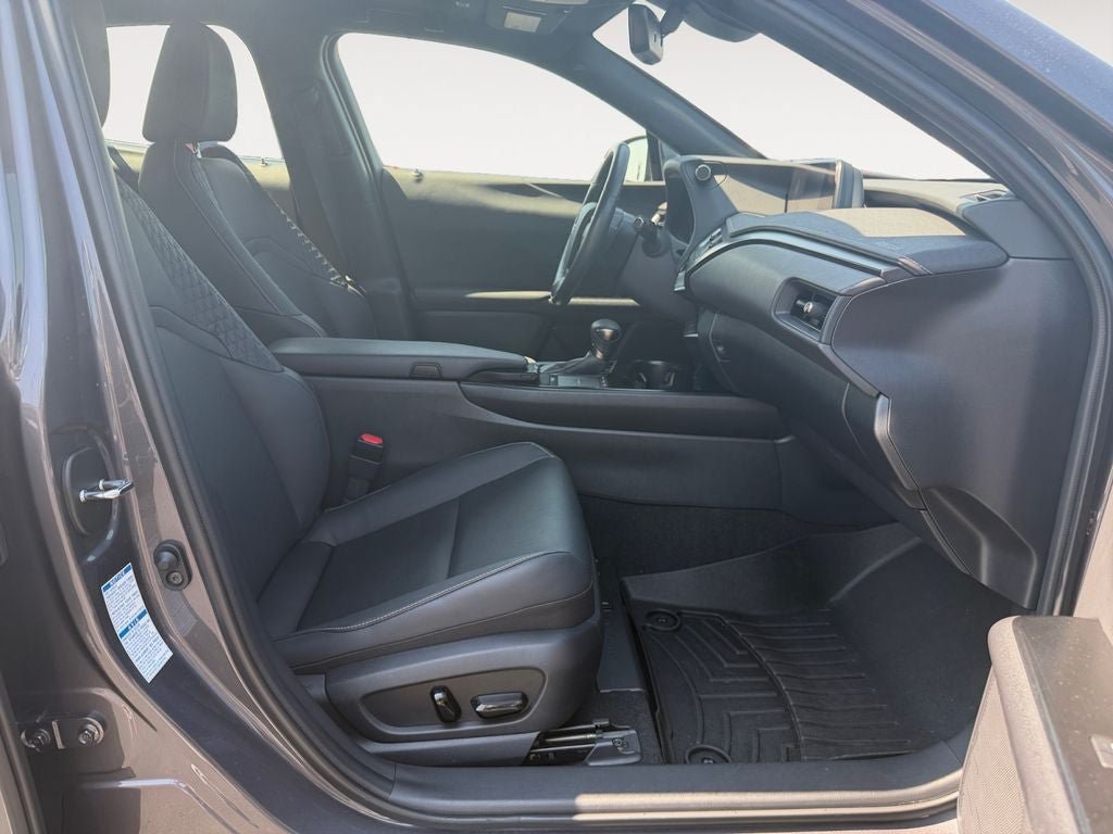 Used 2022 Lexus UX 250h w/ Premium Package AWD/4WD image 24