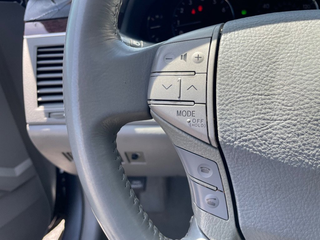 Used 2008 Toyota Avalon Limited FWD image 43