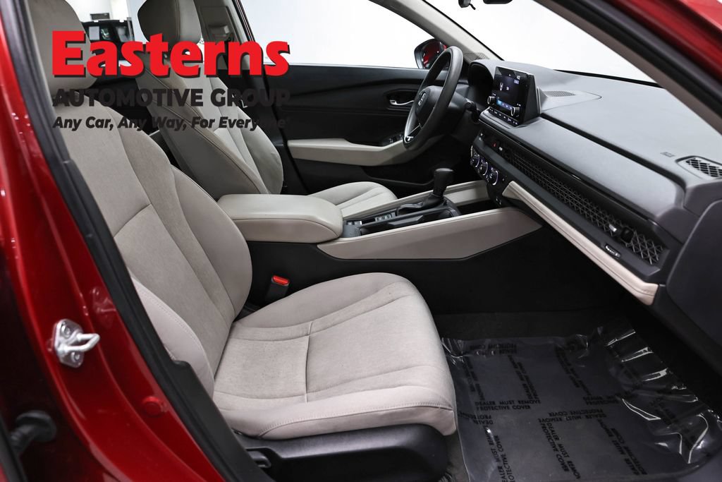Used 2023 Honda Accord EX image 23