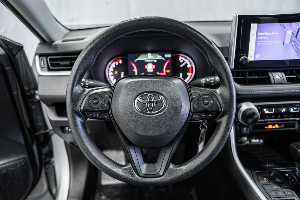 Used 2024 Toyota RAV4 LE image 24