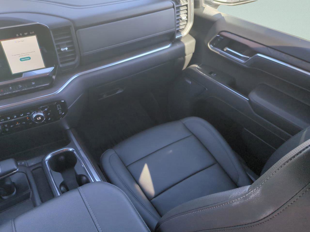 Used 2023 GMC Sierra 1500 SLT w/ SLT Premium Plus Package image 17