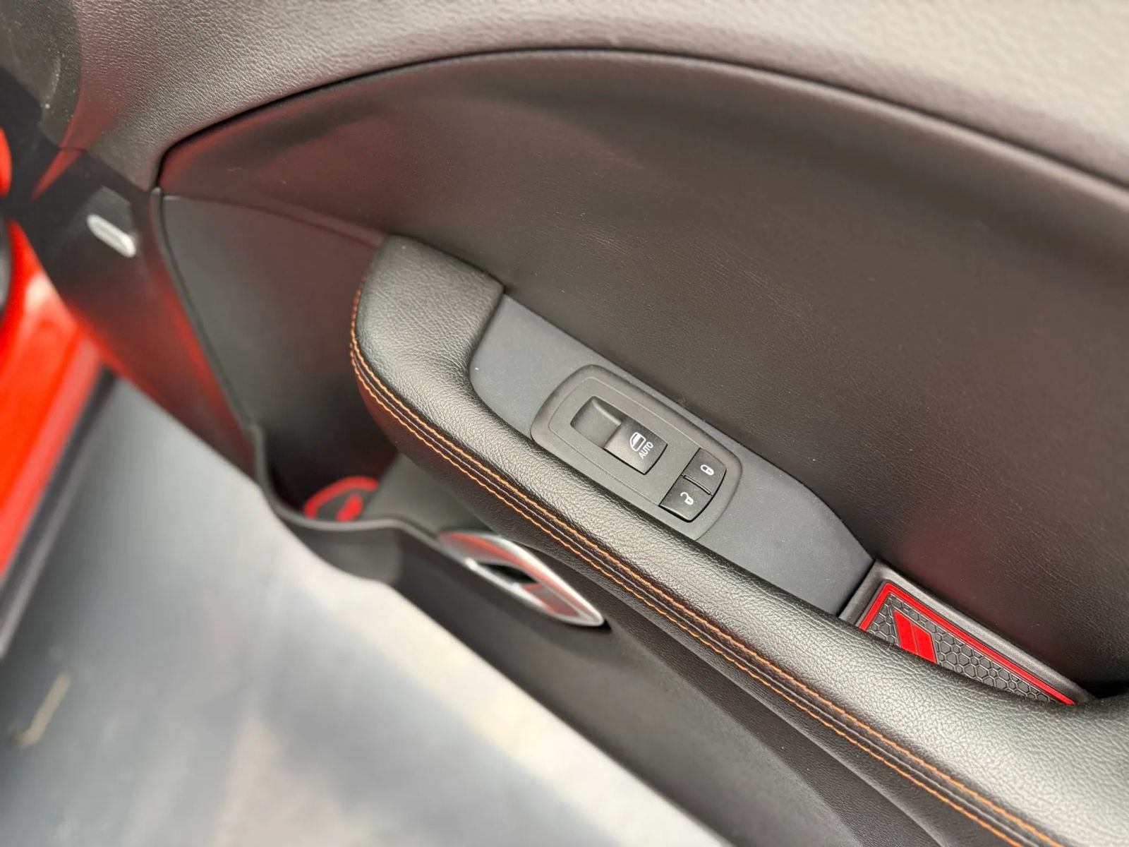 Used 2018 Dodge Challenger R/T w/ Sound Group RWD image 19