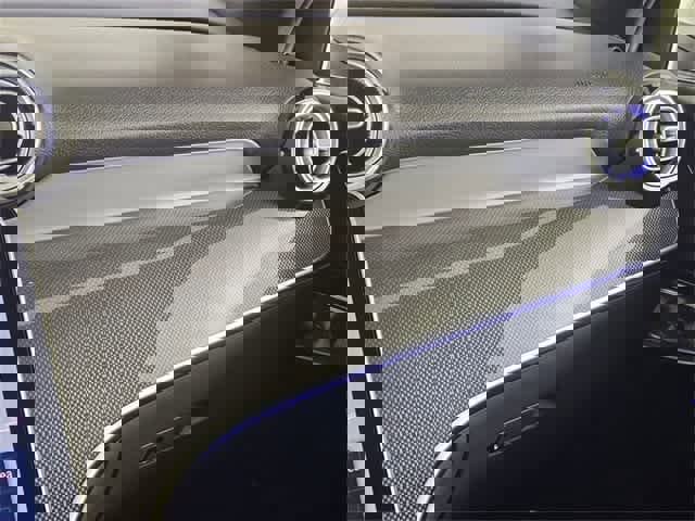 Certified 2025 Mercedes-Benz GLC 300 4MATIC image 95