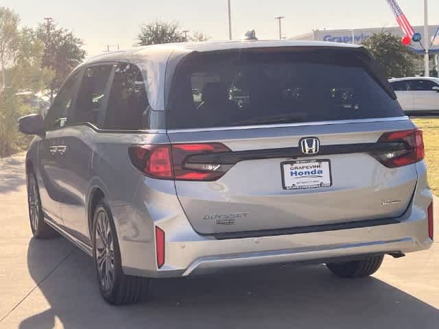 Certified 2026 Honda Odyssey Touring image 5