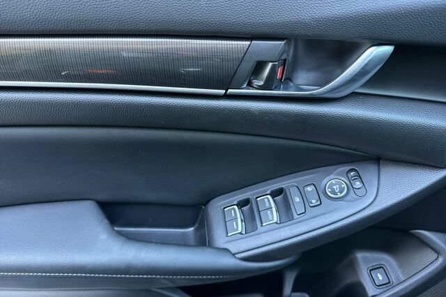 Used 2022 Honda Accord Sport image 8
