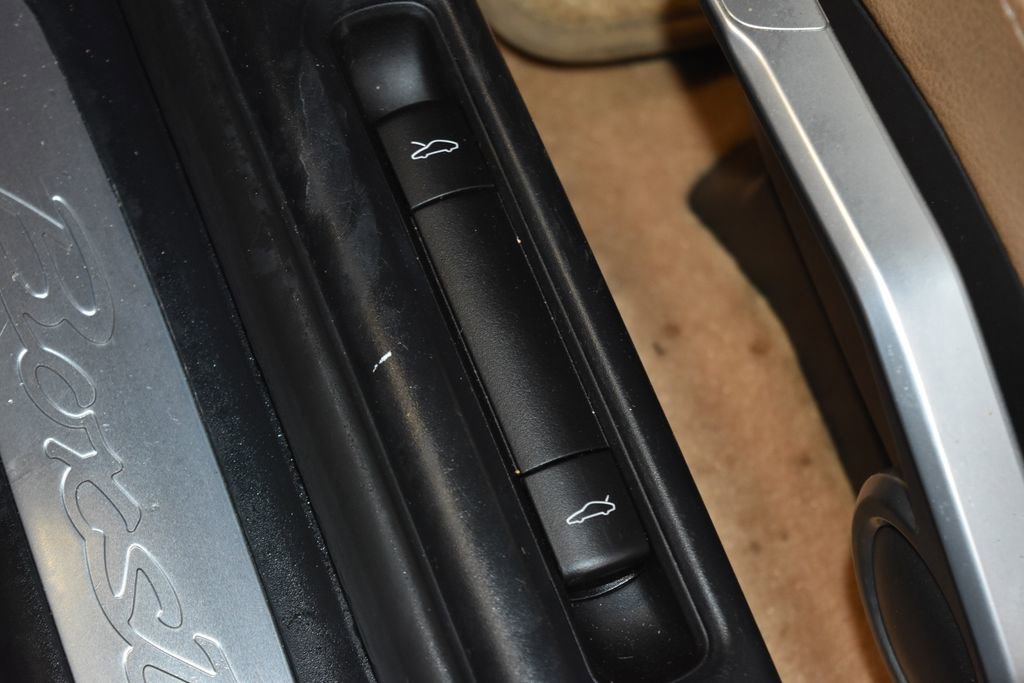 Used 2006 Porsche Boxster image 8