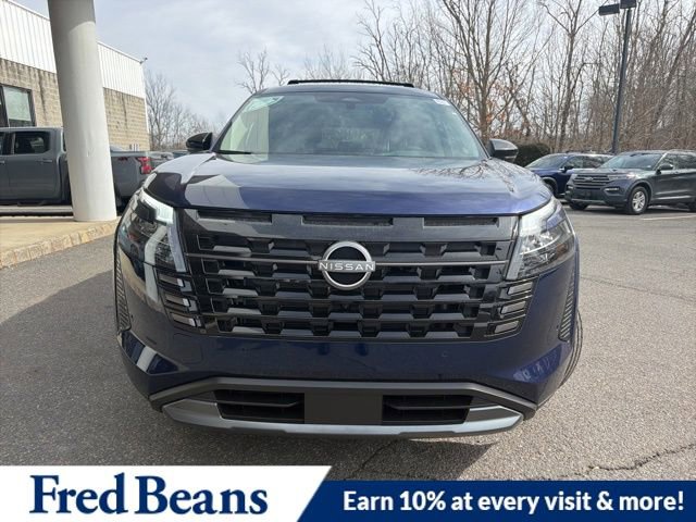New 2026 Nissan Pathfinder SL image 2