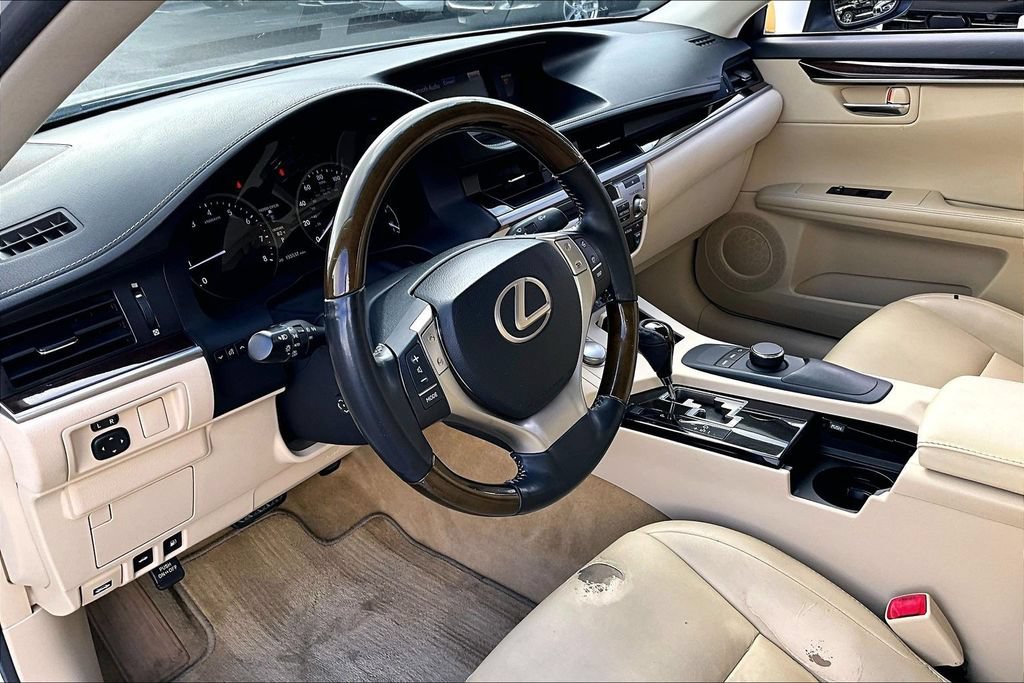 Used 2013 Lexus ES 350 w/ Premium Pkg FWD image 17