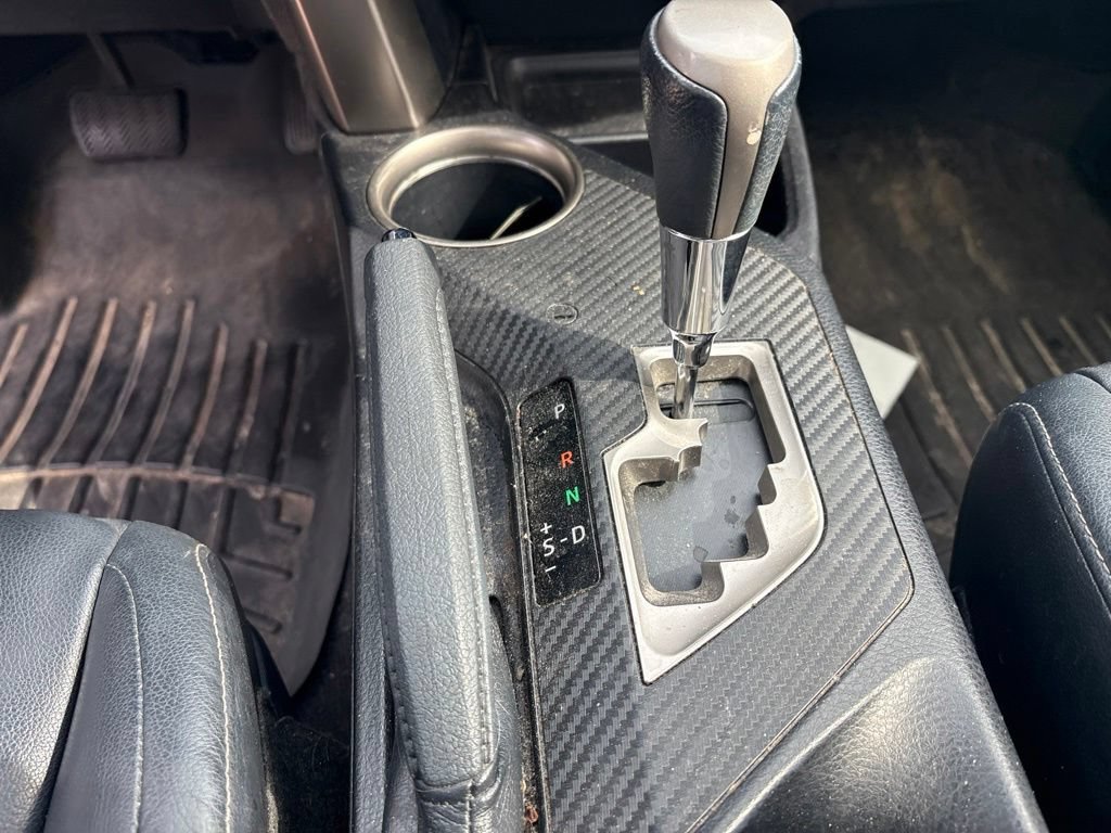 Used 2015 Toyota RAV4 Limited AWD/4WD image 17