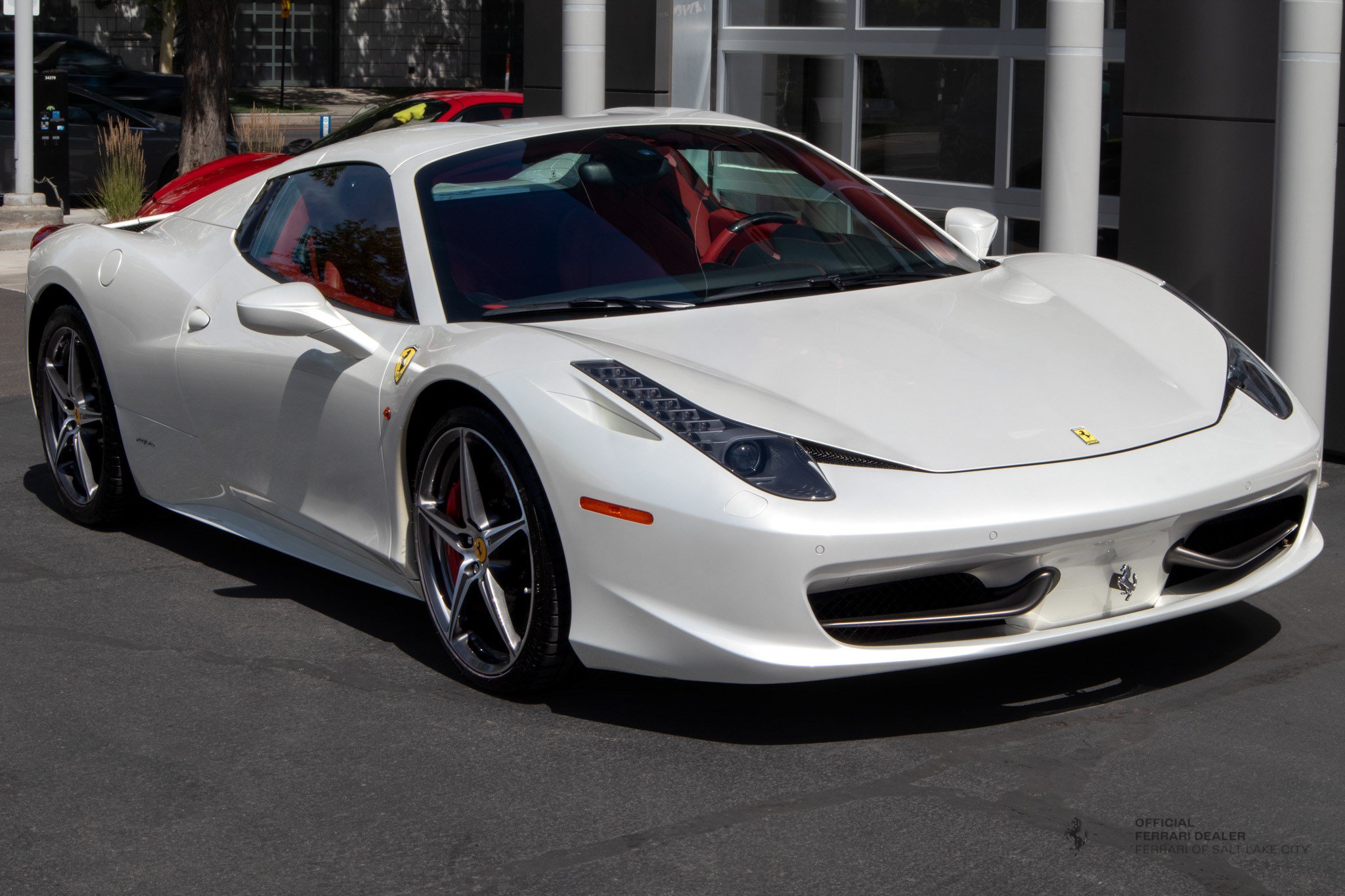 Used 2012 Ferrari 458 Spider RWD image 9