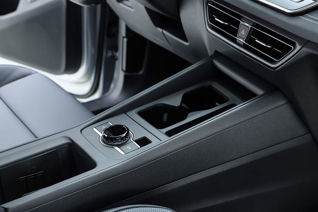 New 2026 Volkswagen Tiguan SE image 72