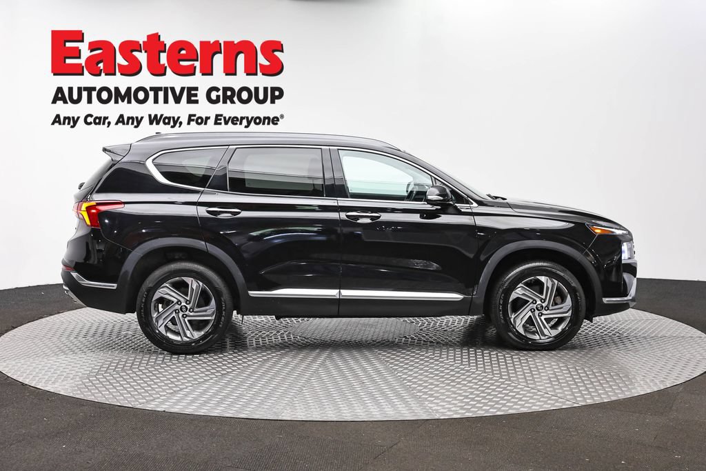 Used 2021 Hyundai Santa Fe SEL w/ Convenience + Premium Package AWD/4WD image 4
