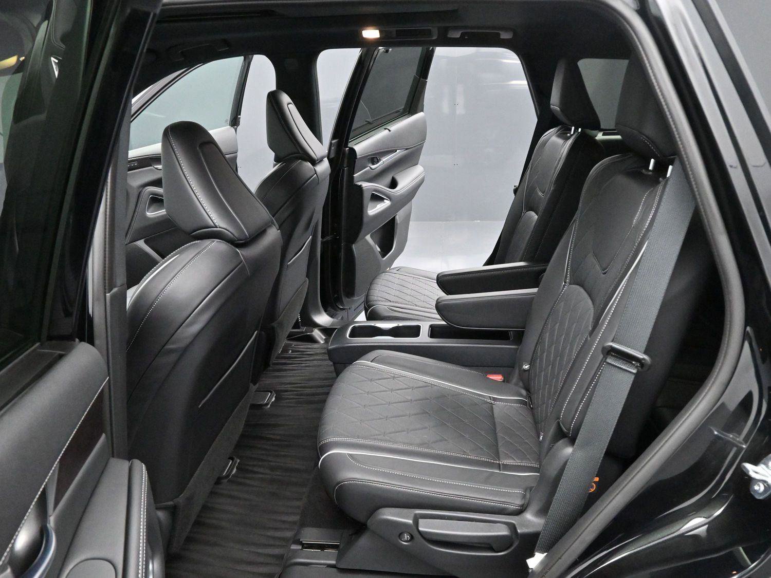 Used 2024 INFINITI QX60 Autograph w/ Cargo Package image 30