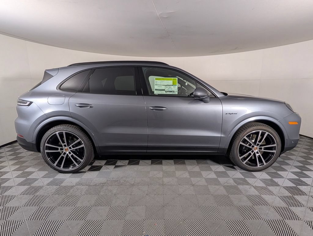 New 2026 Porsche Cayenne E-Hybrid AWD/4WD image 8