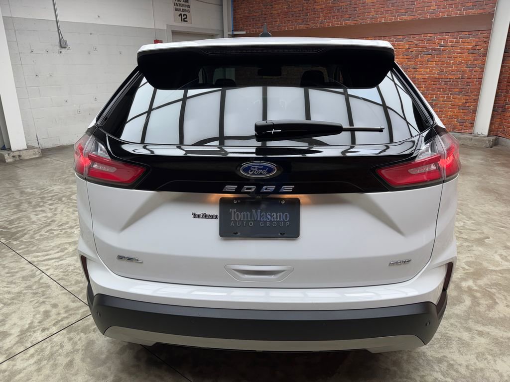 Certified 2022 Ford Edge SEL AWD/4WD image 4