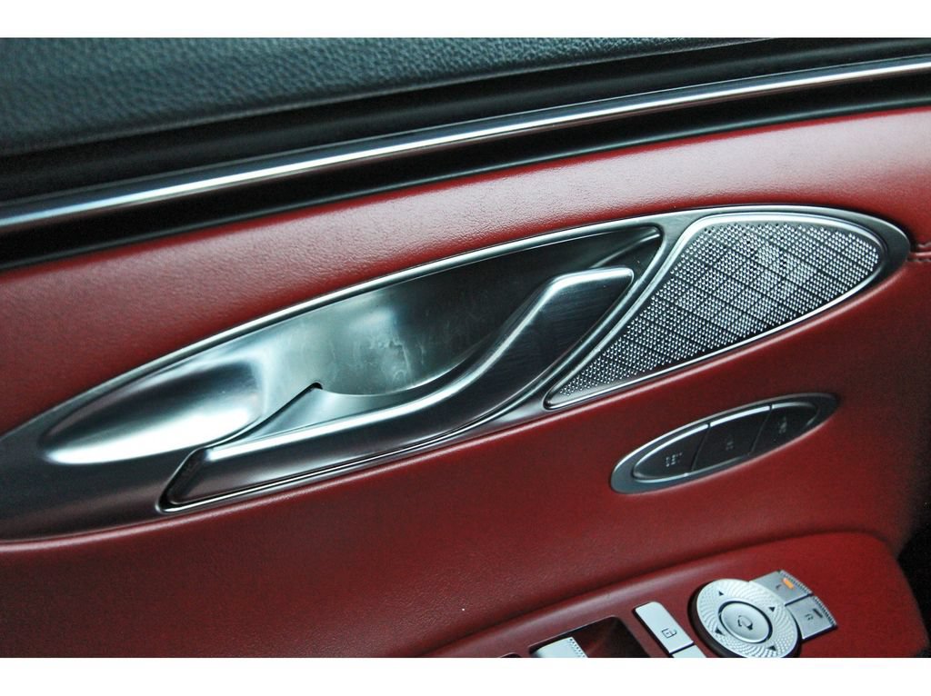 Used 2022 Genesis GV70 3.5T Sport AWD/4WD image 21