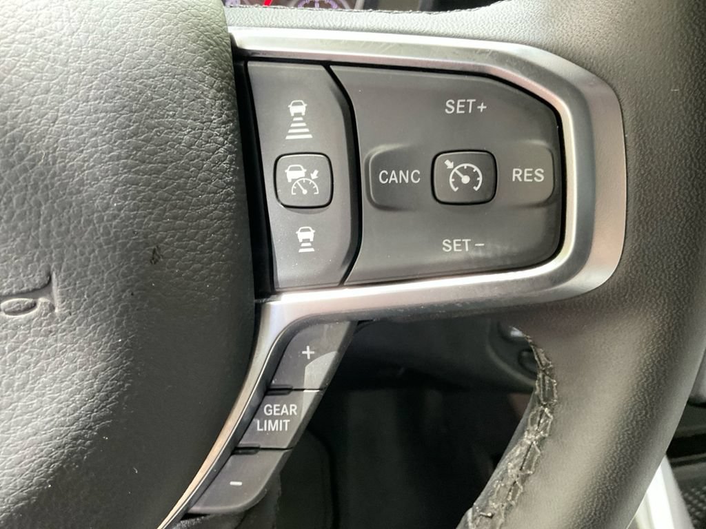 Used 2025 RAM 1500 Big Horn AWD/4WD image 34