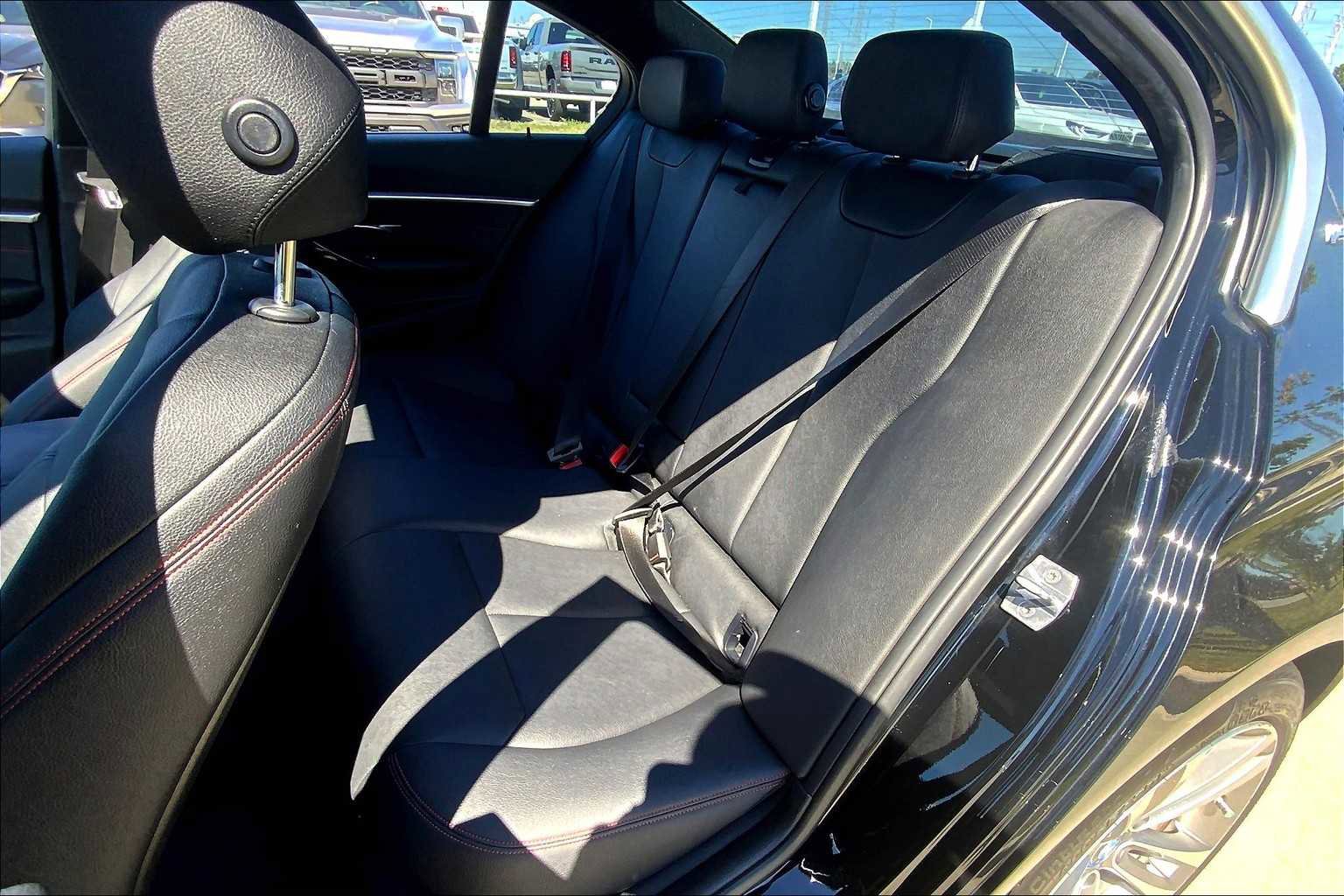 Used 2017 BMW 330e image 20