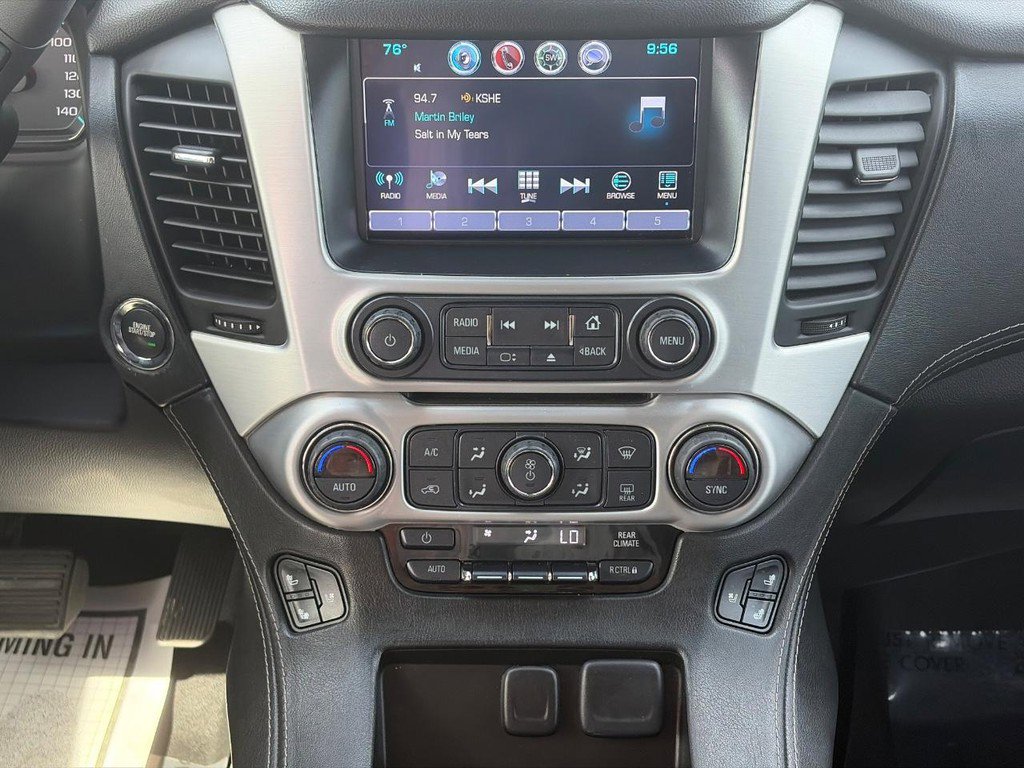 Used 2017 GMC Yukon SLT AWD/4WD image 14