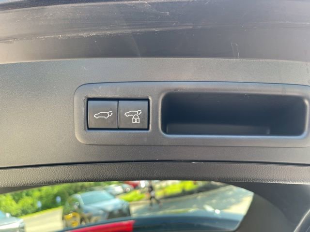 Used 2023 Lexus UX 250h AWD w/ Premium Package image 41