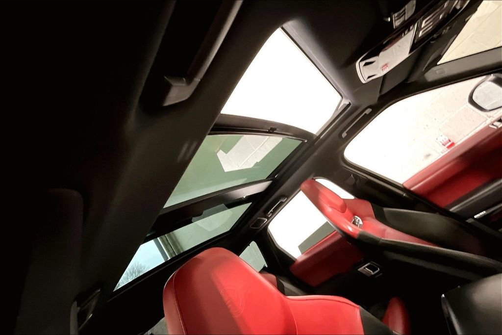 Used 2019 Land Rover Range Rover Sport SVR image 26