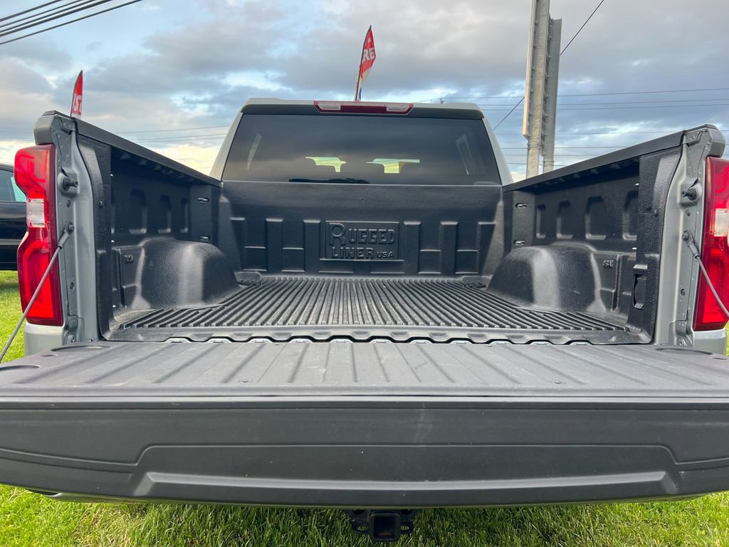 Used 2026 Chevrolet Silverado 1500 RST AWD/4WD image 17