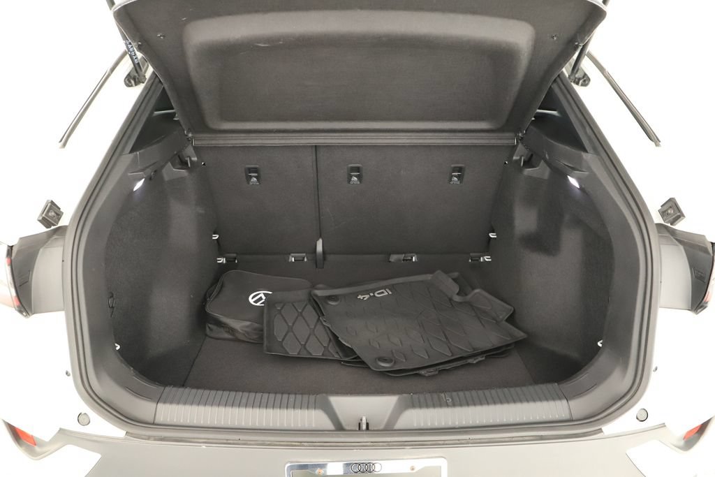 Used 2024 Volkswagen ID.4 2WD image 28