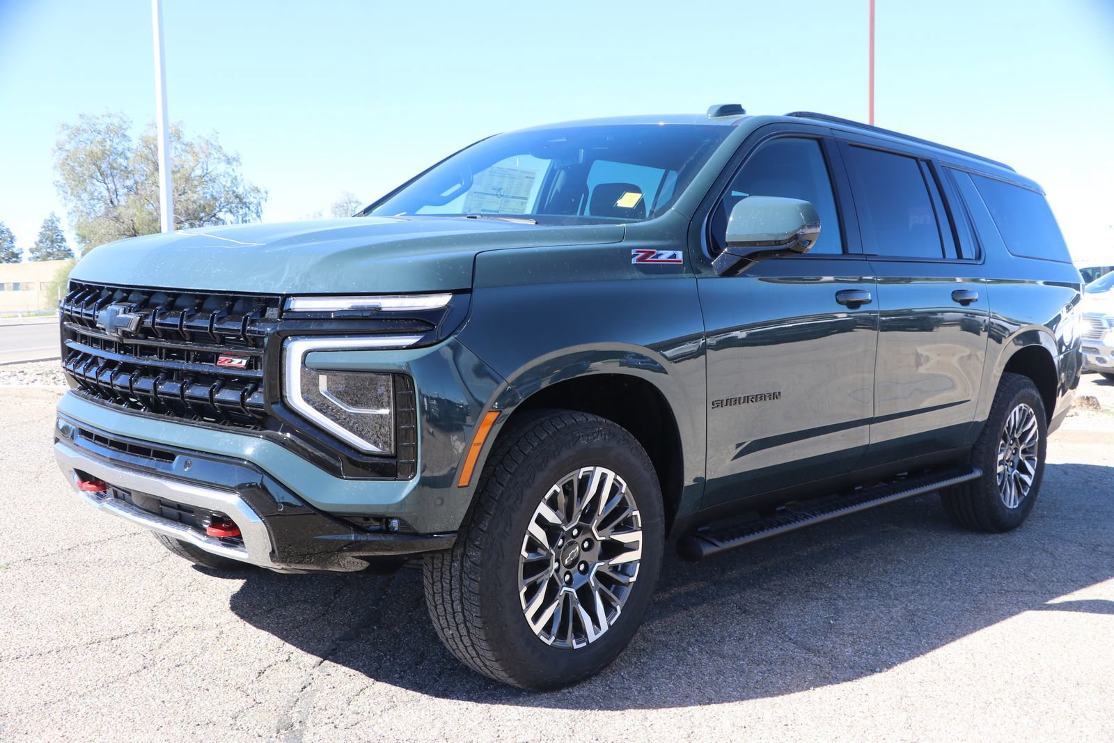 New 2026 Chevrolet Suburban Z71 w/ Comfort Package image 3