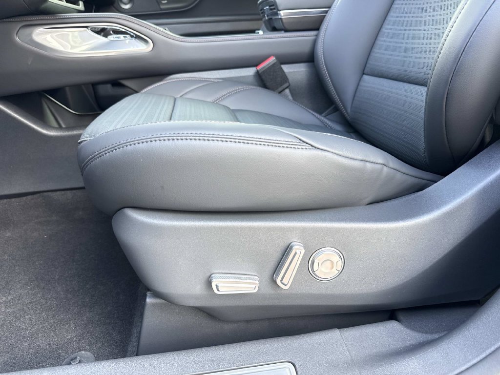 New 2026 Lincoln Nautilus Reserve w/ Jet Appearance Package AWD/4WD image 20