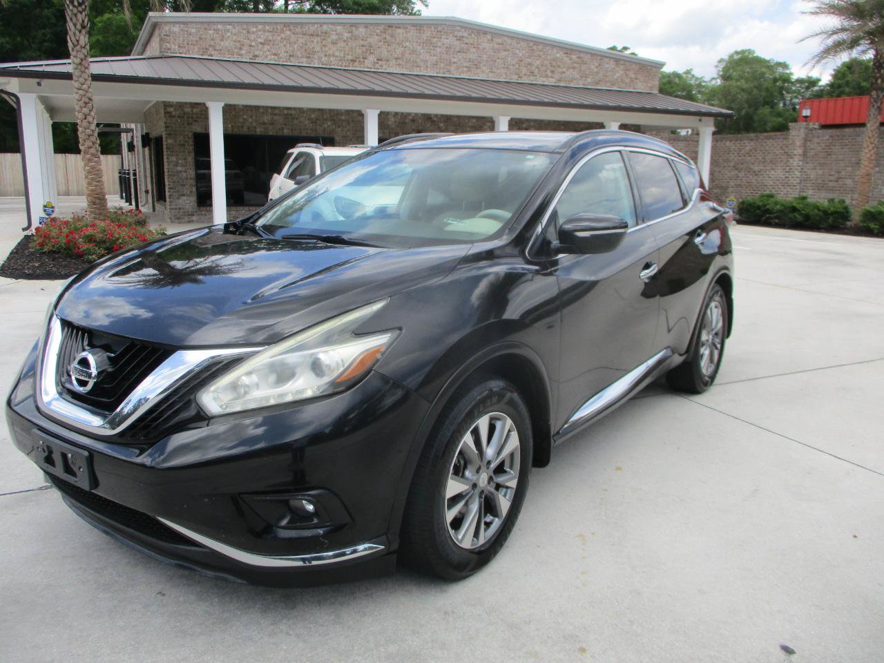 Used 2015 Nissan Murano SV w/ Cargo Package FWD image 12
