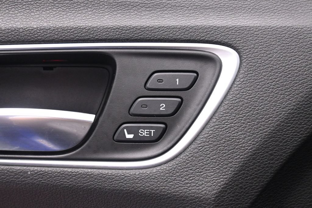 Used 2020 Acura TLX w/ A-SPEC Package FWD image 33