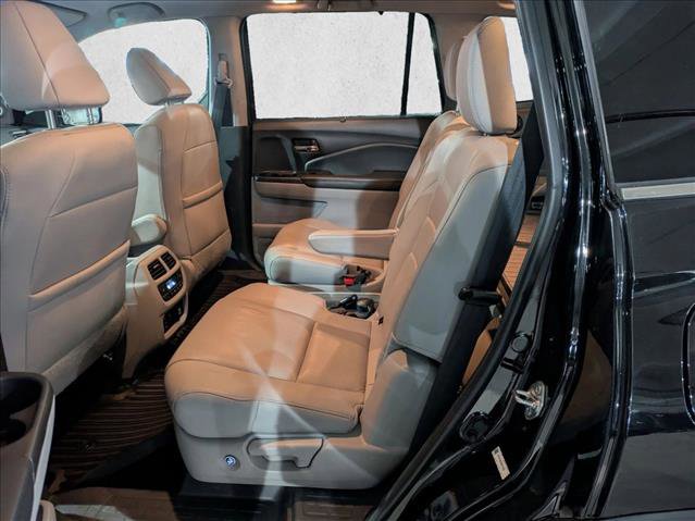 Used 2016 Honda Pilot Elite image 19