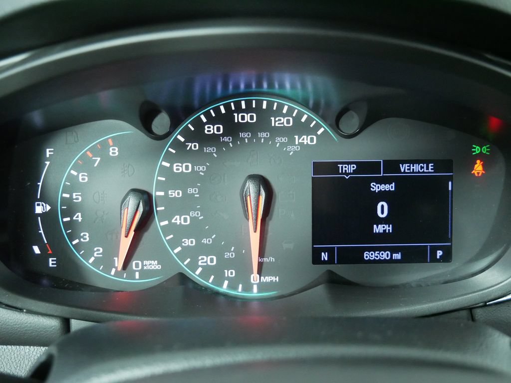 Used 2019 Chevrolet Trax LT w/ LT Convenience Package FWD image 27