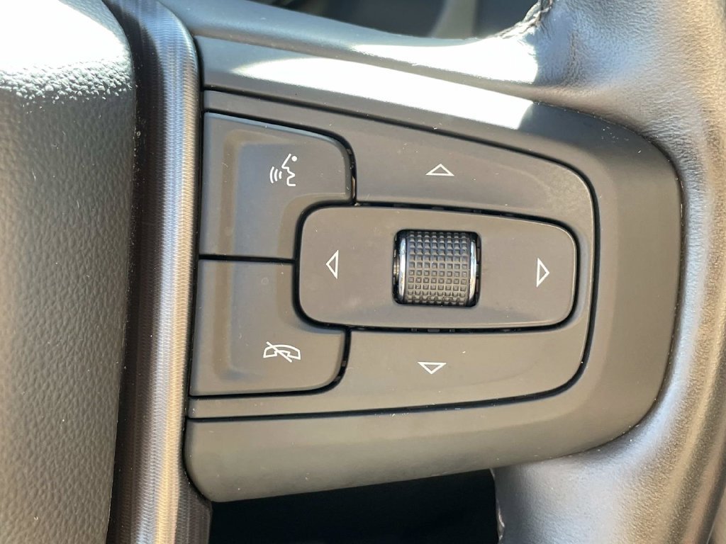 Used 2024 GMC Yukon Denali Ultimate AWD/4WD image 26