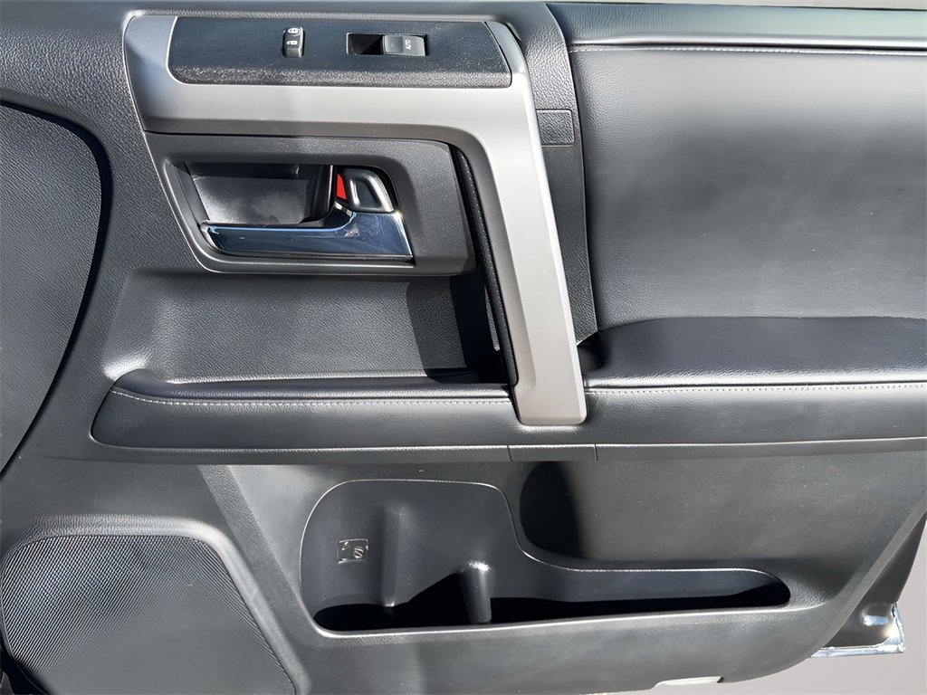 Used 2020 Toyota 4Runner SR5 image 16