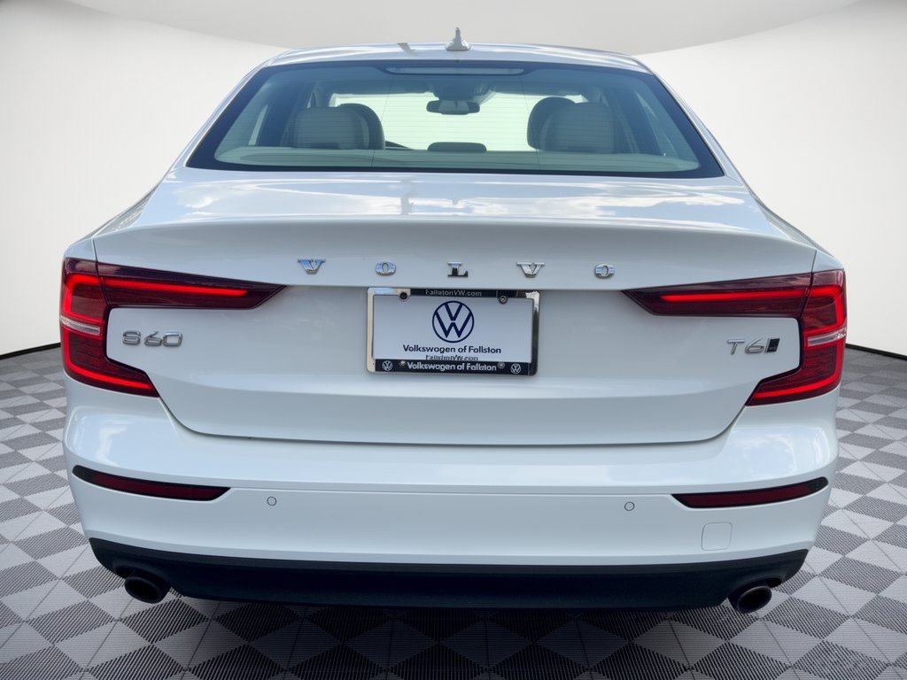 Used 2020 Volvo S60 T6 Momentum AWD/4WD image 11