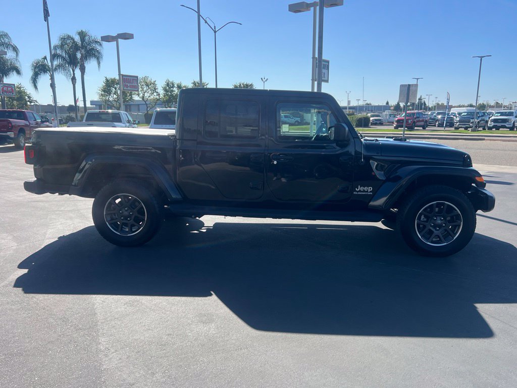 Used 2022 Jeep Gladiator Overland w/ Popular Equipment Package AWD/4WD image 9