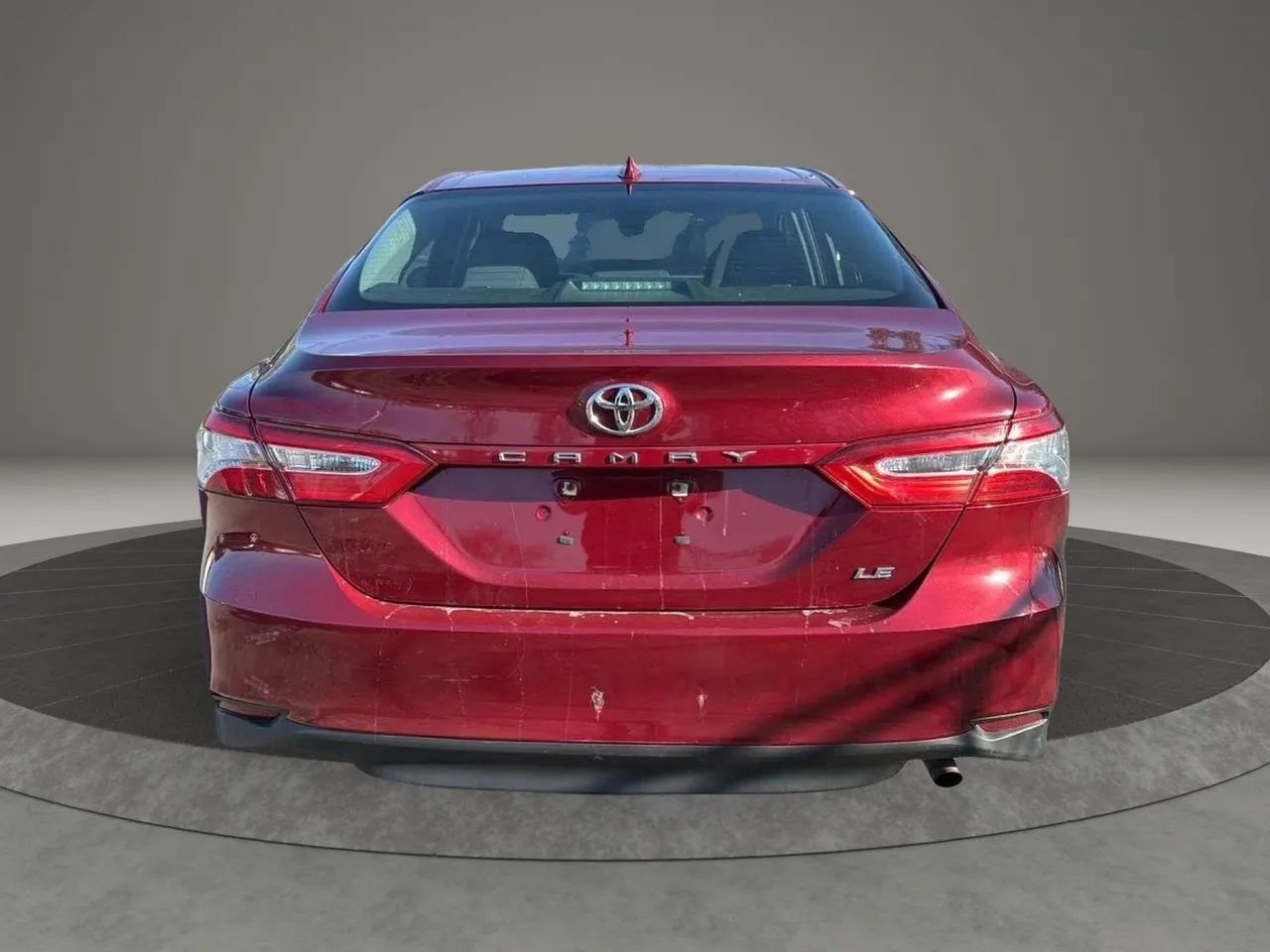 Used 2020 Toyota Camry LE FWD image 6