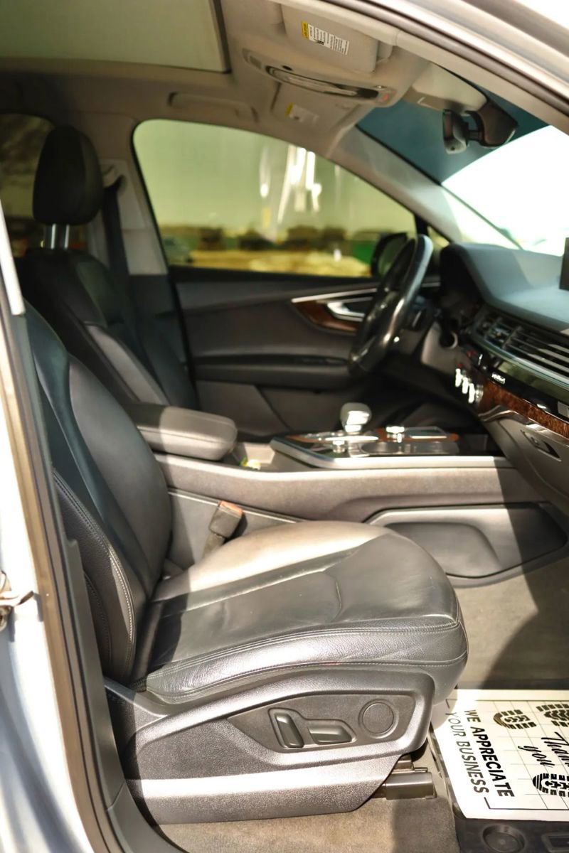 Used 2018 Audi Q7 3.0T Premium Plus w/ Premium Plus Package image 52