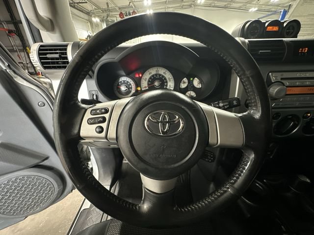 Used 2010 Toyota FJ Cruiser 4WD image 15