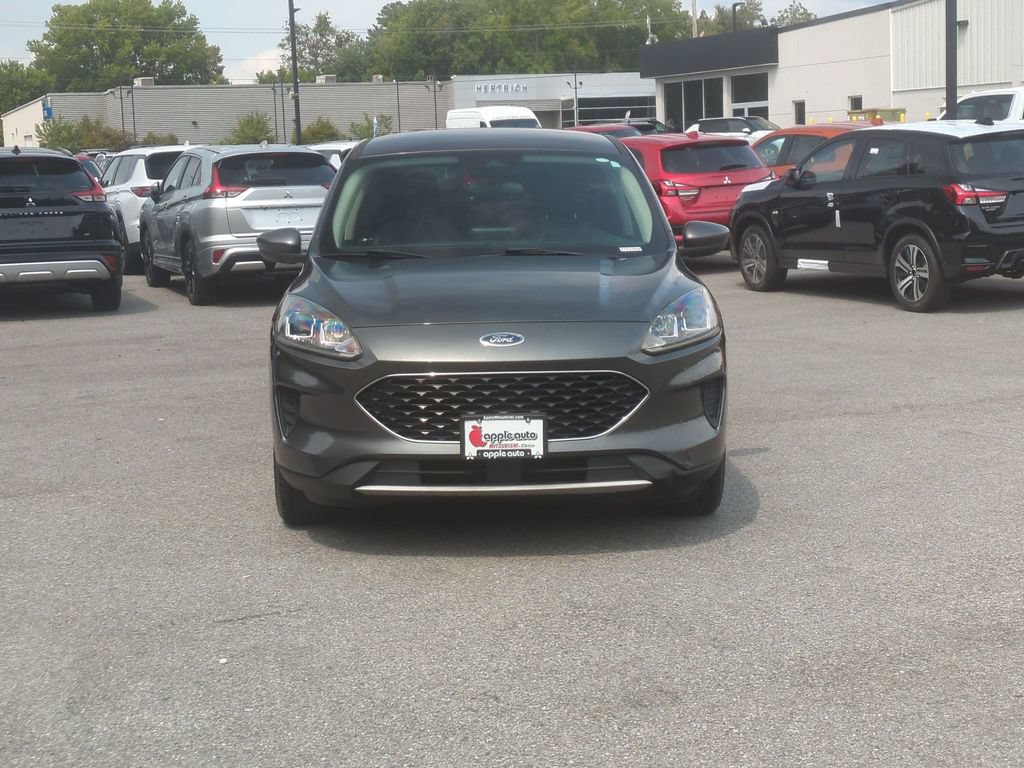 Used 2020 Ford Escape SE FWD image 2